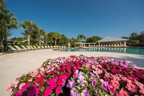 Active With Contract: $359,000 (2 beds, 2 baths, 1525 Square Feet)