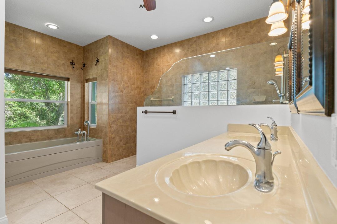 For Sale: $1,499,900 (4 beds, 3 baths, 3285 Square Feet)