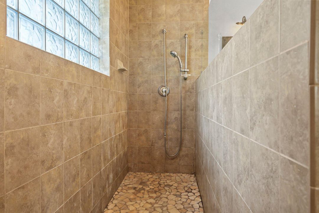 For Sale: $1,499,900 (4 beds, 3 baths, 3285 Square Feet)