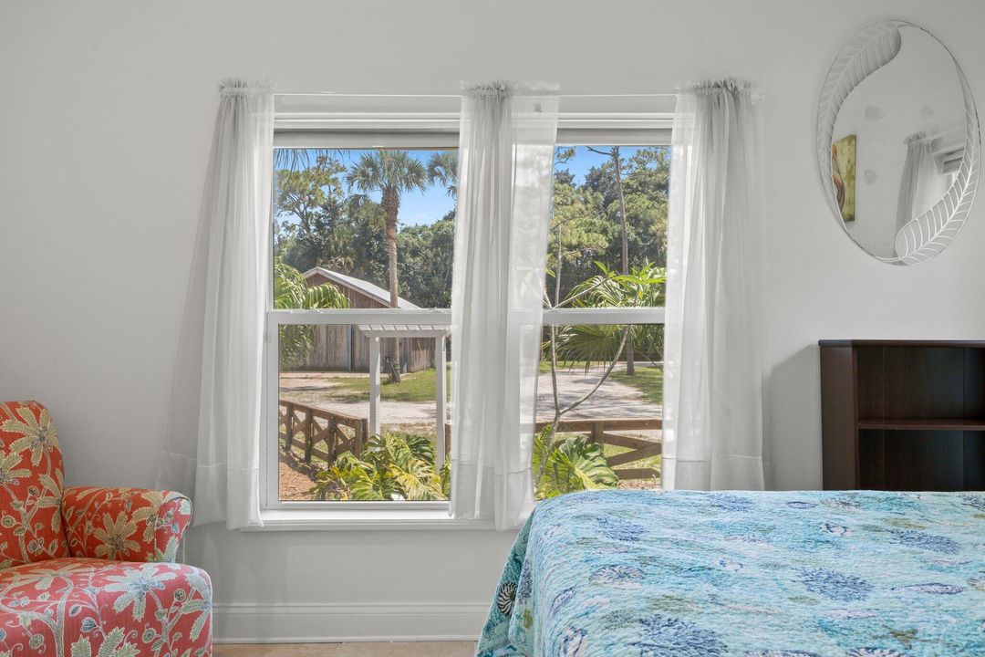 For Sale: $1,499,900 (4 beds, 3 baths, 3285 Square Feet)