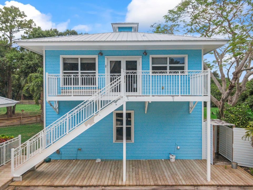 For Sale: $1,499,900 (4 beds, 3 baths, 3285 Square Feet)