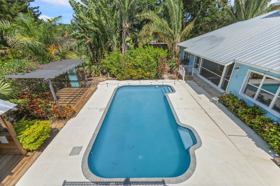 For Sale: $1,499,900 (4 beds, 3 baths, 3285 Square Feet)