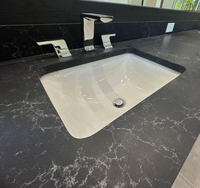 For Sale: $2,826,612 (5 beds, 6 baths, 5322 Square Feet)