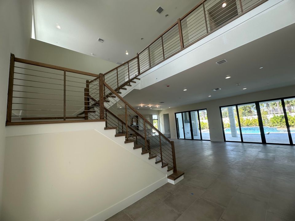 For Sale: $2,826,612 (5 beds, 6 baths, 5322 Square Feet)