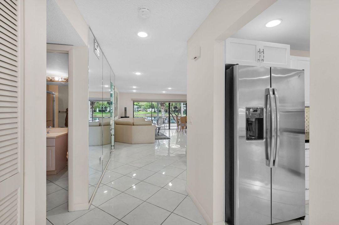 合同活跃: $125,000 (3 贝兹, 2 浴室, 1778 平方英尺)