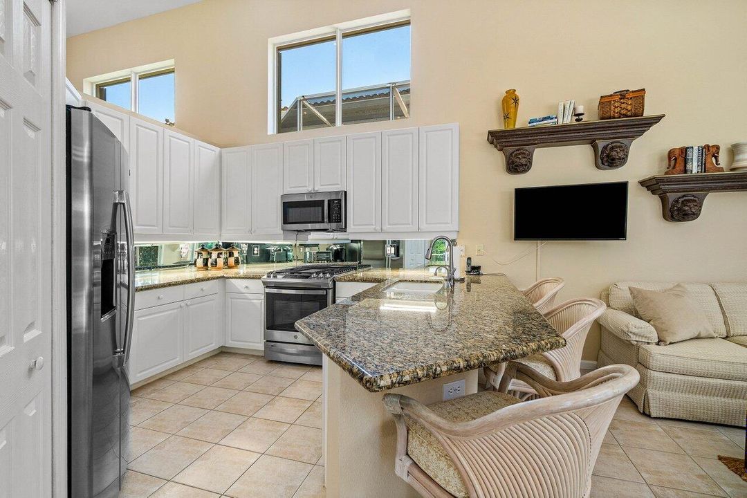 Active With Contract: $17,000 (4 beds, 3 baths, 2613 Square Feet)