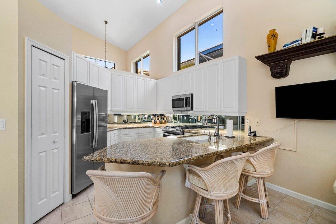 Active With Contract: $17,000 (4 beds, 3 baths, 2613 Square Feet)