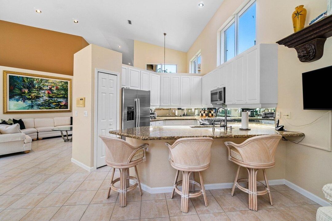 Active With Contract: $17,000 (4 beds, 3 baths, 2613 Square Feet)