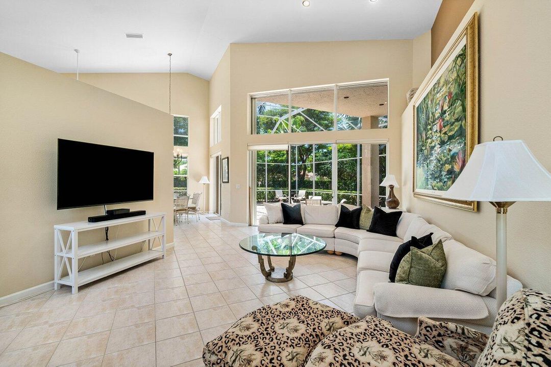 Active With Contract: $17,000 (4 beds, 3 baths, 2613 Square Feet)