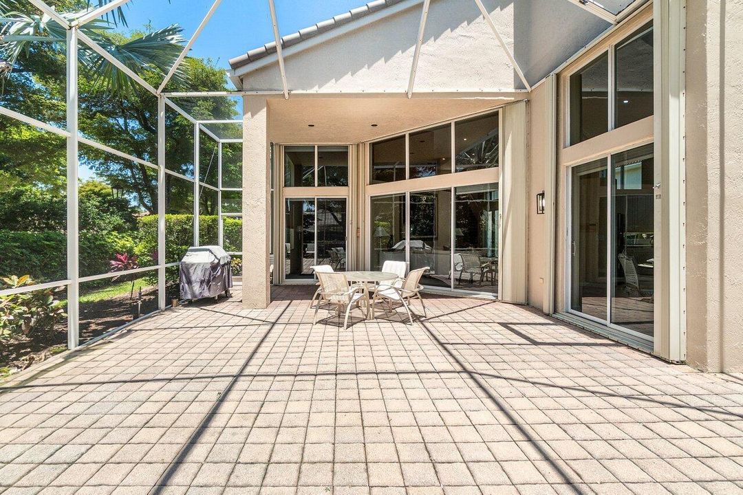 Active With Contract: $17,000 (4 beds, 3 baths, 2613 Square Feet)