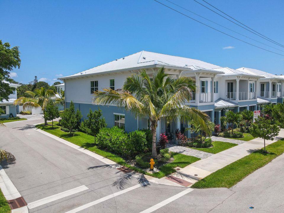 En Renta: $5,900 (3 camas, 2 baños, 1764 Pies cuadrados)