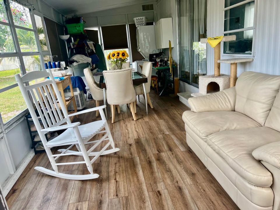 En Venta: $75,000 (2 camas, 2 baños, 1200 Pies cuadrados)