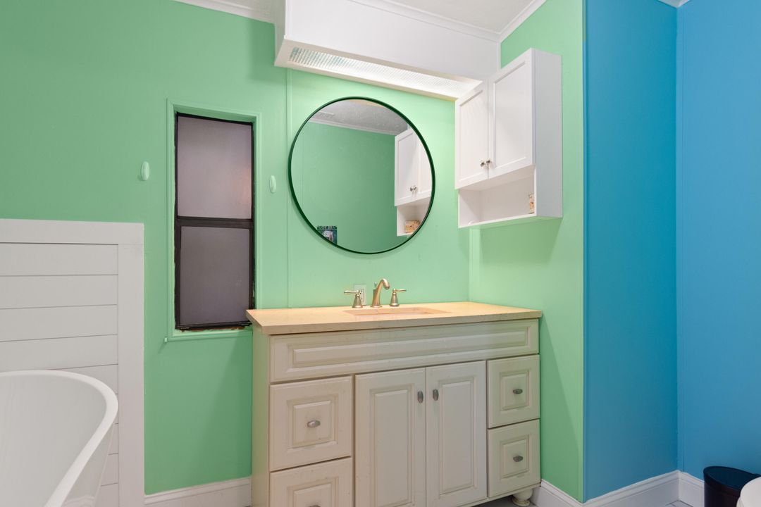 For Sale: $68,000 (2 beds, 2 baths, 1200 Square Feet)