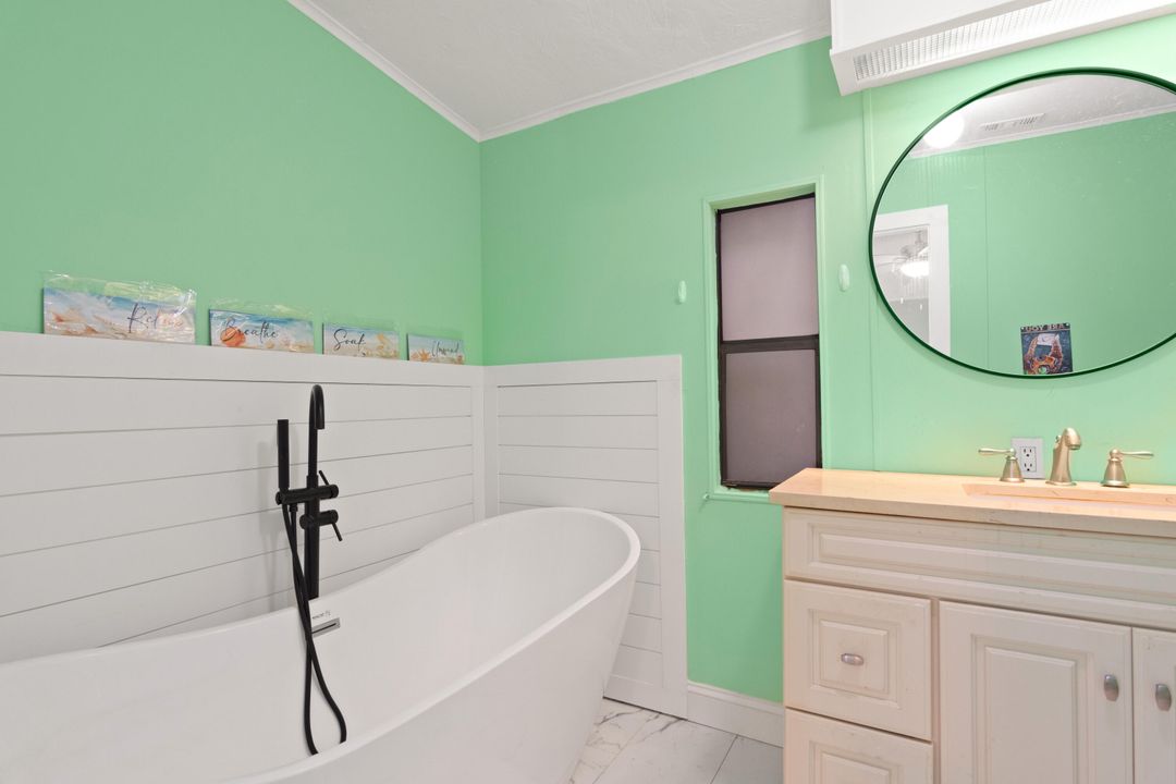 For Sale: $68,000 (2 beds, 2 baths, 1200 Square Feet)