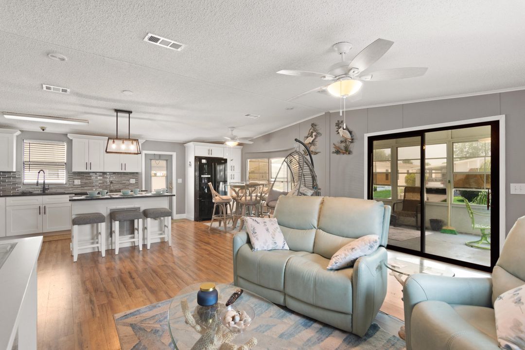 For Sale: $68,000 (2 beds, 2 baths, 1200 Square Feet)