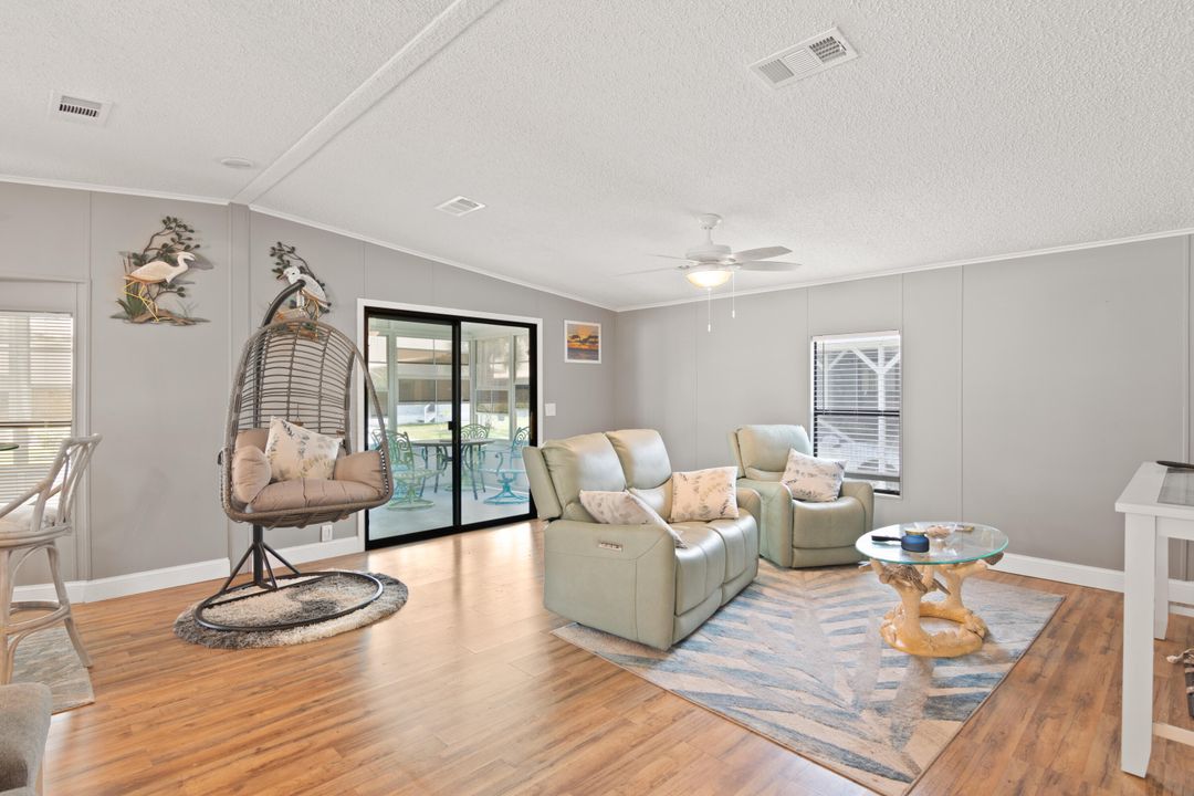 For Sale: $68,000 (2 beds, 2 baths, 1200 Square Feet)