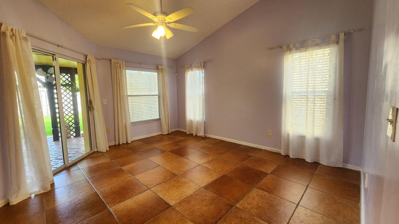 For Sale: $689,000 (3 beds, 2 baths, 1937 Square Feet)