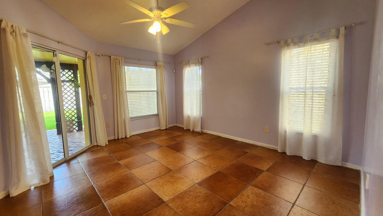 For Sale: $689,000 (3 beds, 2 baths, 1937 Square Feet)