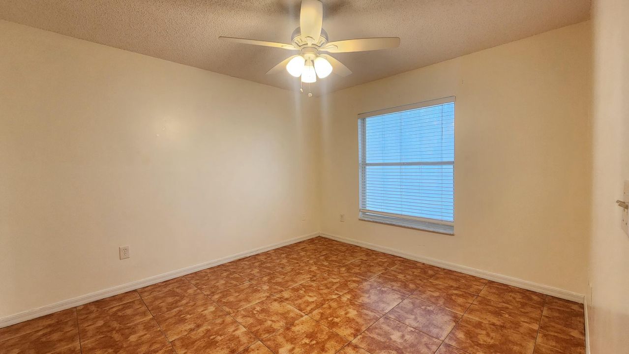 For Sale: $689,000 (3 beds, 2 baths, 1937 Square Feet)