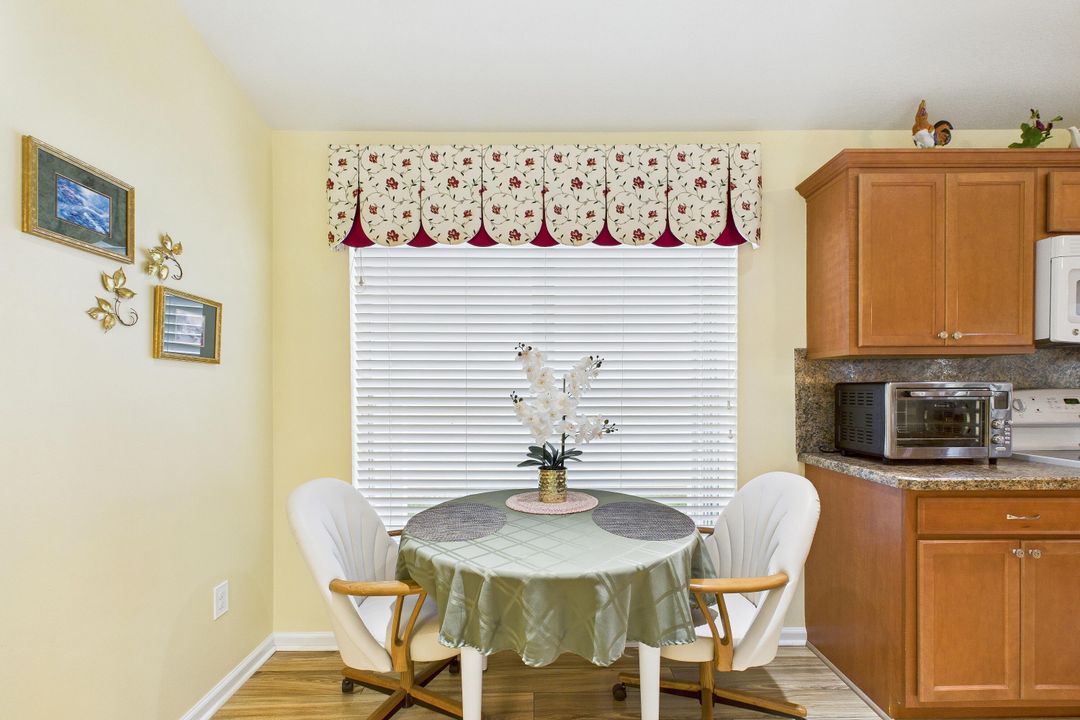 En Venta: $299,999 (3 camas, 2 baños, 1564 Pies cuadrados)