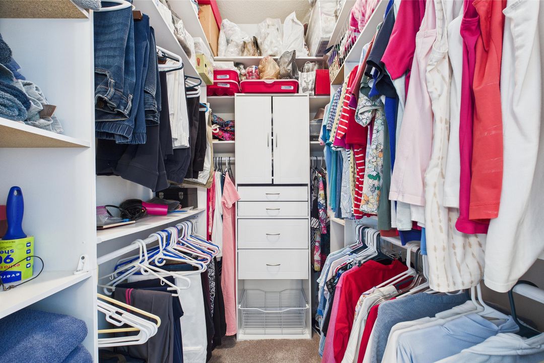 En Venta: $299,999 (3 camas, 2 baños, 1564 Pies cuadrados)