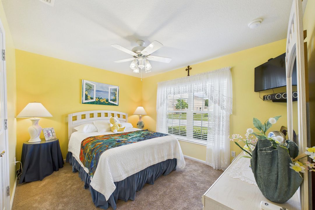 En Venta: $299,999 (3 camas, 2 baños, 1564 Pies cuadrados)