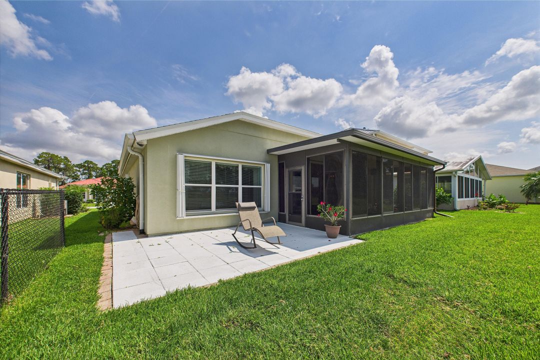 En Venta: $299,999 (3 camas, 2 baños, 1564 Pies cuadrados)