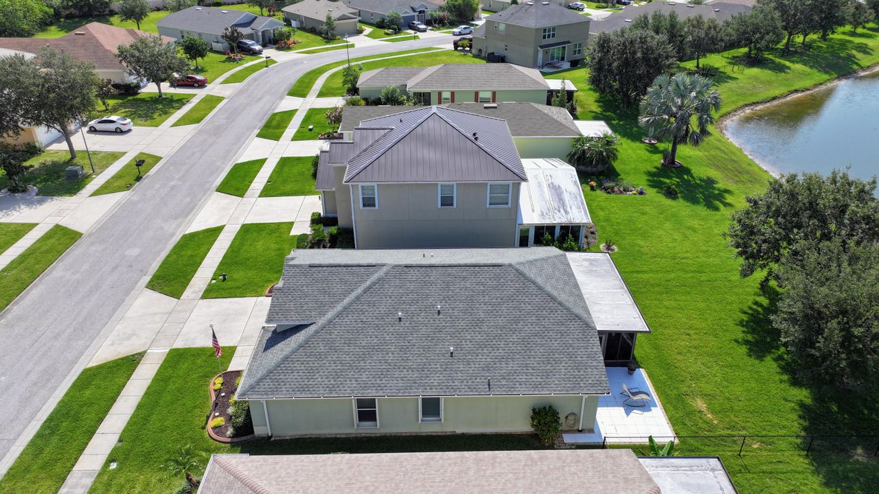 En Venta: $299,999 (3 camas, 2 baños, 1564 Pies cuadrados)