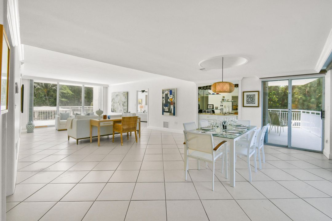 出租: $15,000 (2 贝兹, 2 浴室, 1344 平方英尺)