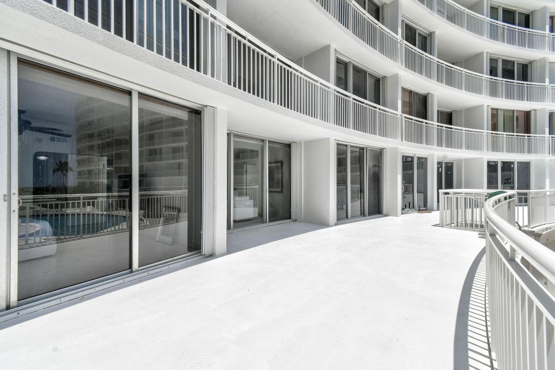 出租: $15,000 (2 贝兹, 2 浴室, 1344 平方英尺)