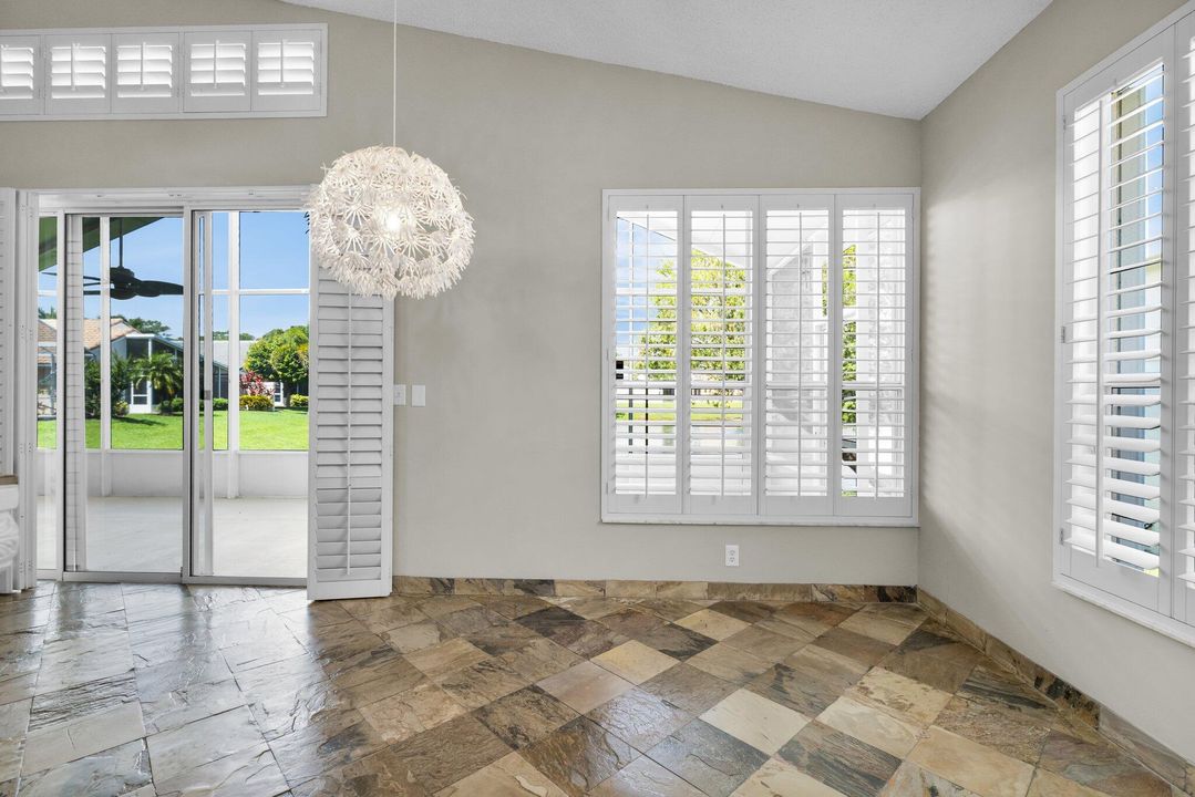 Active With Contract: $425,000 (3 beds, 2 baths, 2070 Square Feet)