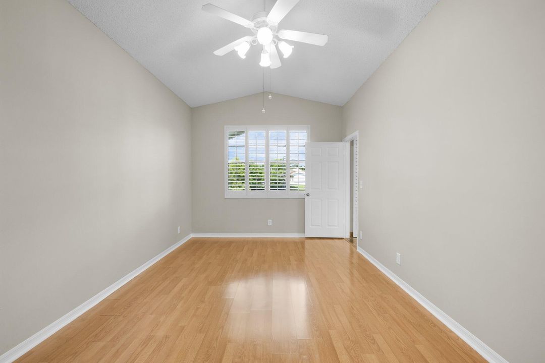 Active With Contract: $425,000 (3 beds, 2 baths, 2070 Square Feet)