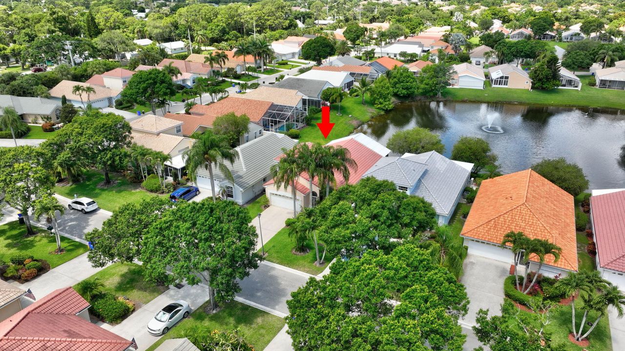 Active With Contract: $425,000 (3 beds, 2 baths, 2070 Square Feet)