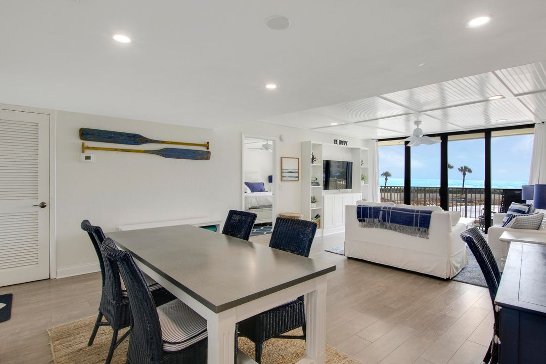 Active With Contract: $8,250 (2 beds, 2 baths, 1170 Square Feet)