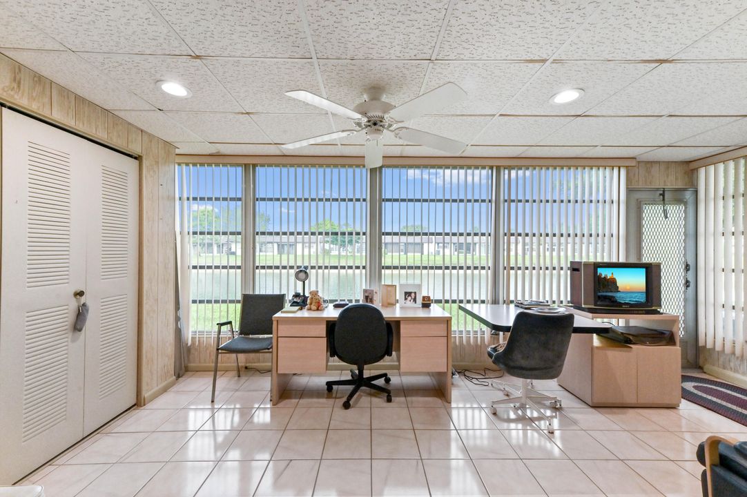 На продажу: $209,900 (2 спален, 2 ванн, 1512 Квадратных фут)