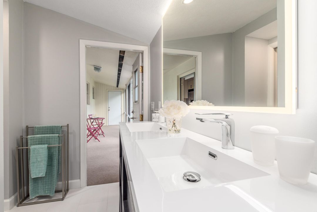 出租: $3,200 (2 贝兹, 2 浴室, 1548 平方英尺)