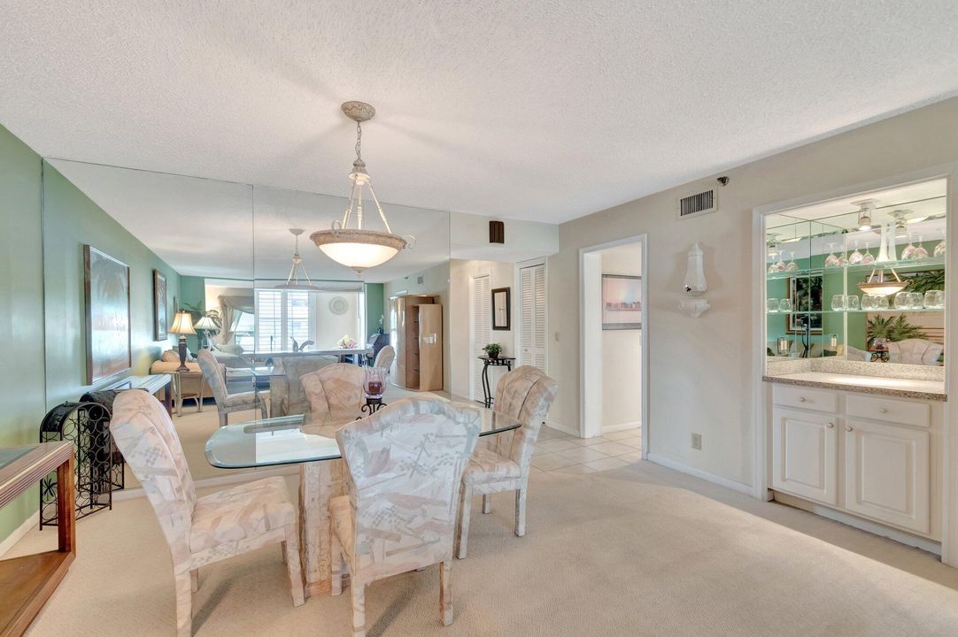 For Sale: $239,900 (2 beds, 2 baths, 1440 Square Feet)