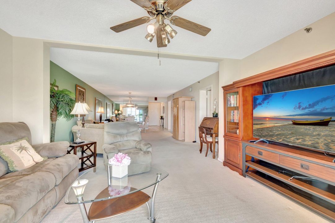 For Sale: $239,900 (2 beds, 2 baths, 1440 Square Feet)