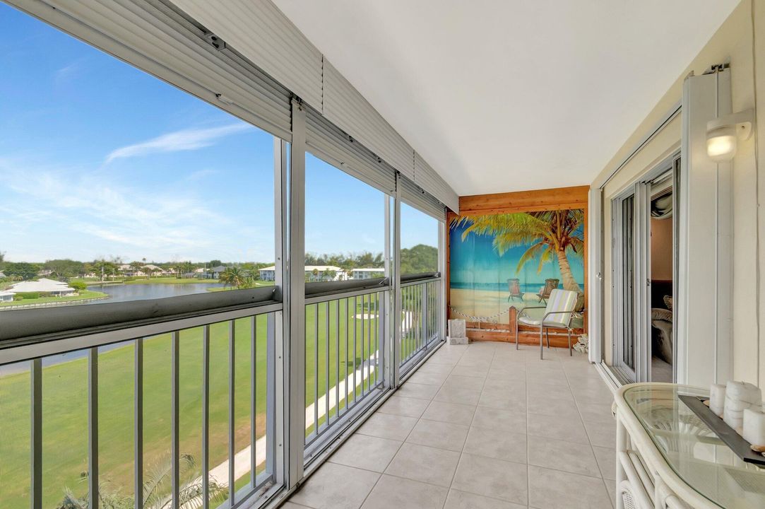 For Sale: $239,900 (2 beds, 2 baths, 1440 Square Feet)