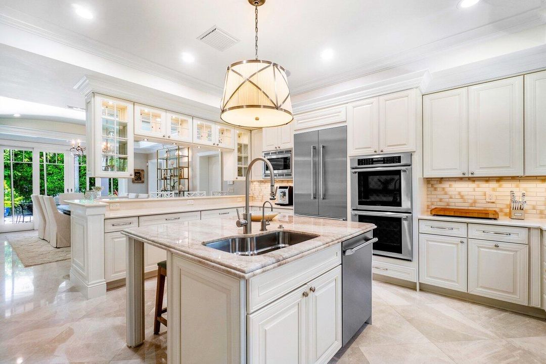 For Rent: $69,000 (3 beds, 3 baths, 3498 Square Feet)