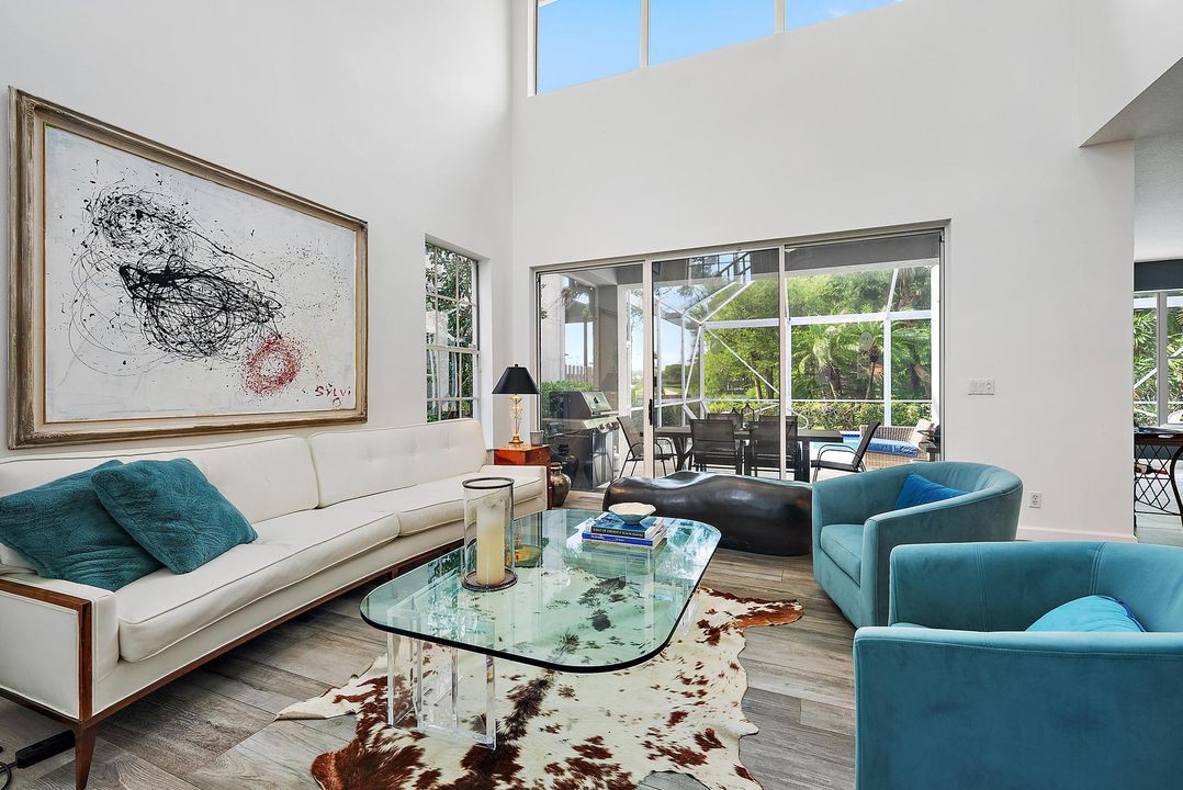 For Rent: $12,500 (4 beds, 3 baths, 2556 Square Feet)