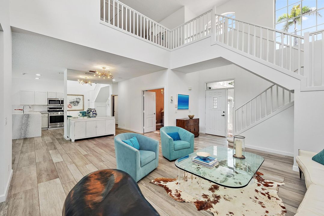 For Rent: $12,500 (4 beds, 3 baths, 2556 Square Feet)