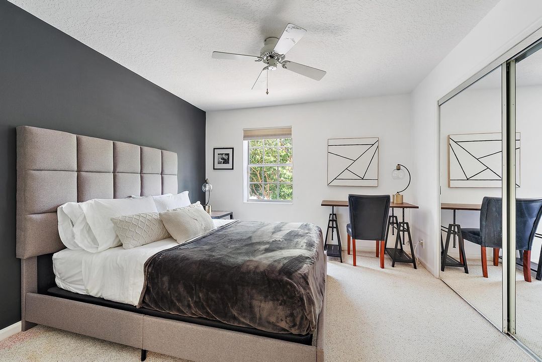 For Rent: $12,500 (4 beds, 3 baths, 2556 Square Feet)