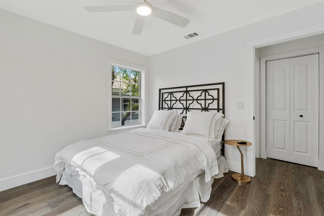 Под контрактом: $9,000 (2 спален, 2 ванн, 1700 Квадратных фут)