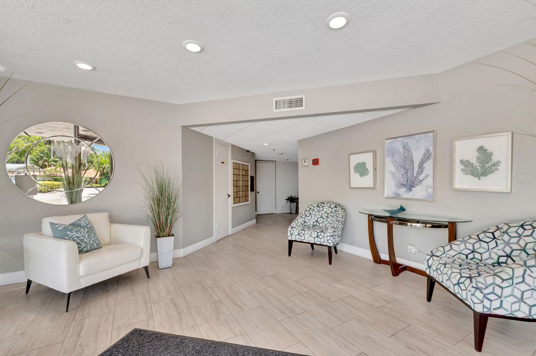 For Sale: $475,000 (2 beds, 2 baths, 1408 Square Feet)