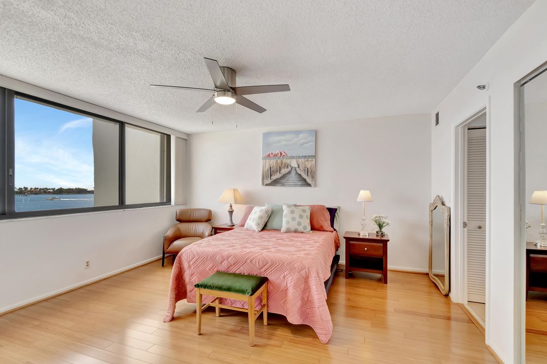 For Sale: $475,000 (2 beds, 2 baths, 1408 Square Feet)