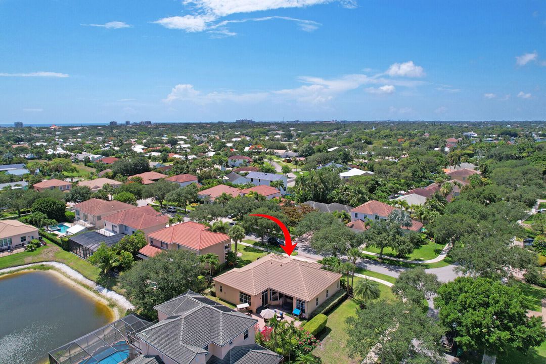 For Sale: $1,099,995 (3 beds, 3 baths, 2371 Square Feet)