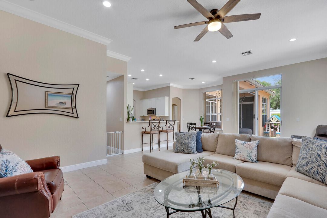 For Sale: $1,099,995 (3 beds, 3 baths, 2371 Square Feet)