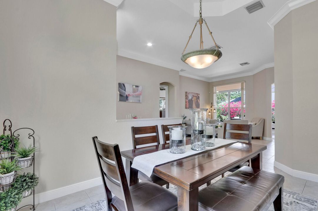 For Sale: $1,099,995 (3 beds, 3 baths, 2371 Square Feet)