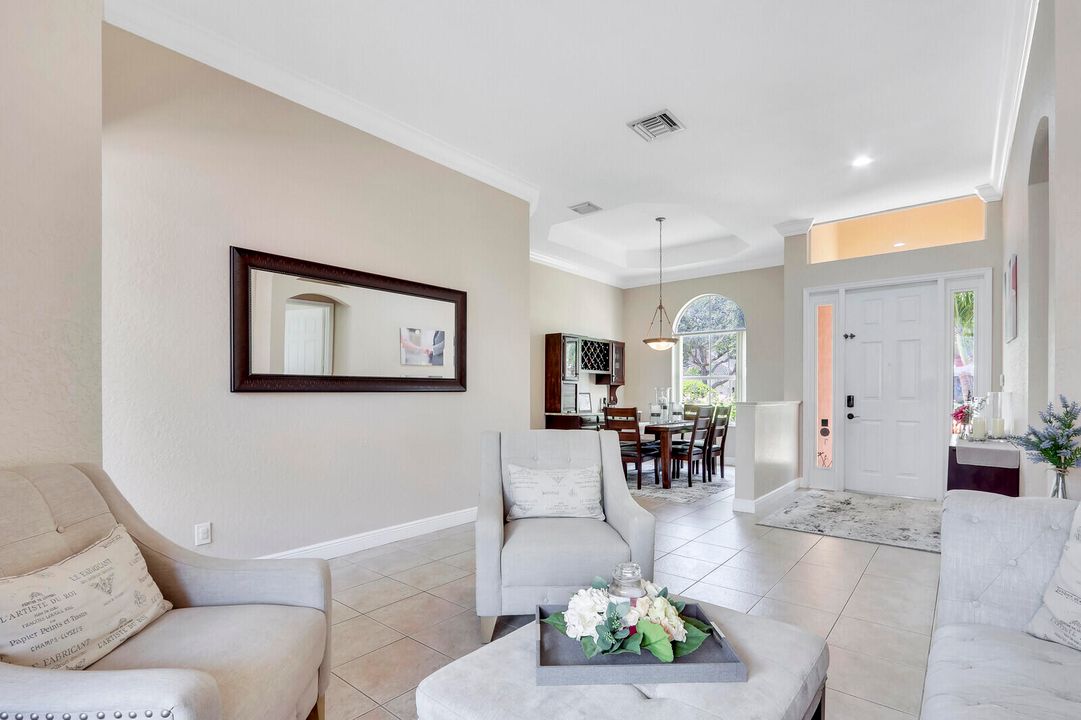 For Sale: $1,099,995 (3 beds, 3 baths, 2371 Square Feet)